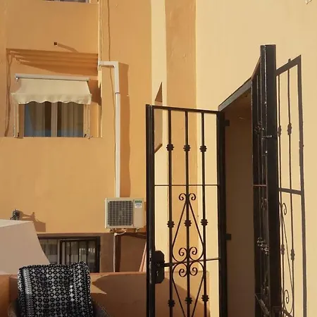 Cozy Rooms In Terraced House Fuengirola Buitenkant foto