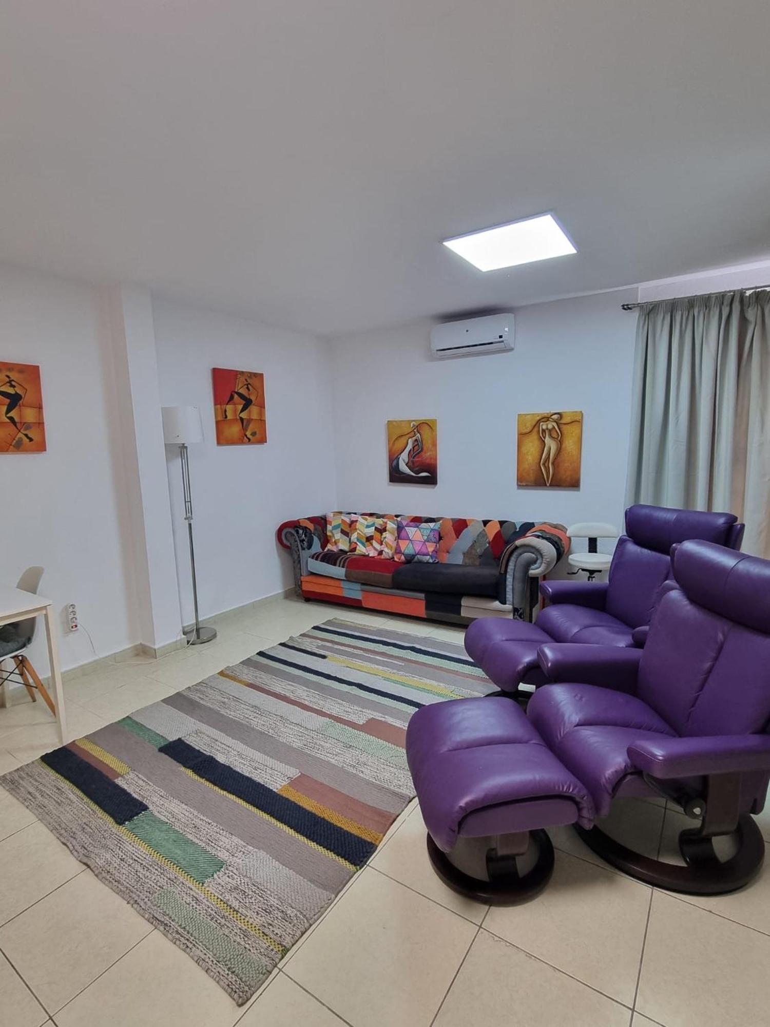 Cozy In Terraced House Kwatera prywatna
